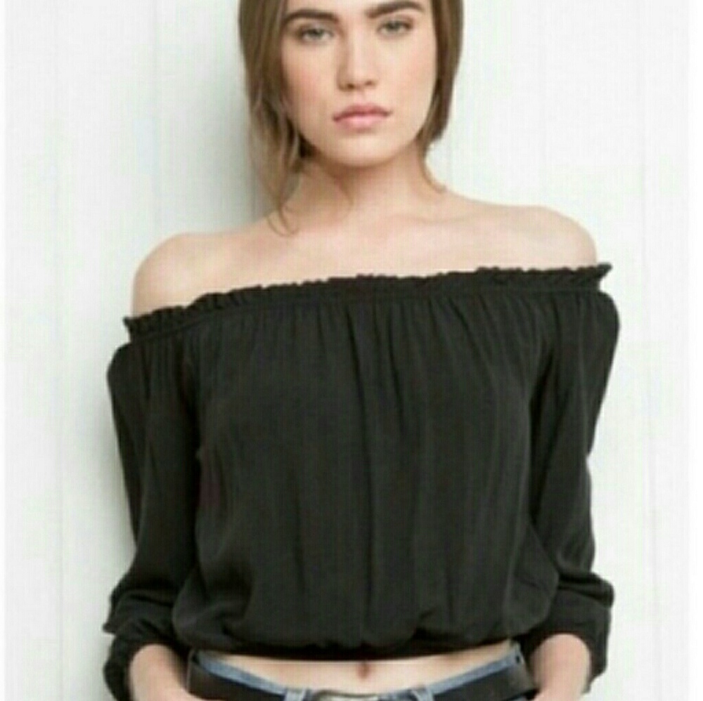 Off-Shoulder Blouse